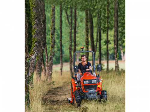 Trattorino Compatto Kubota EK1-261 con 26 CV - immagine 5